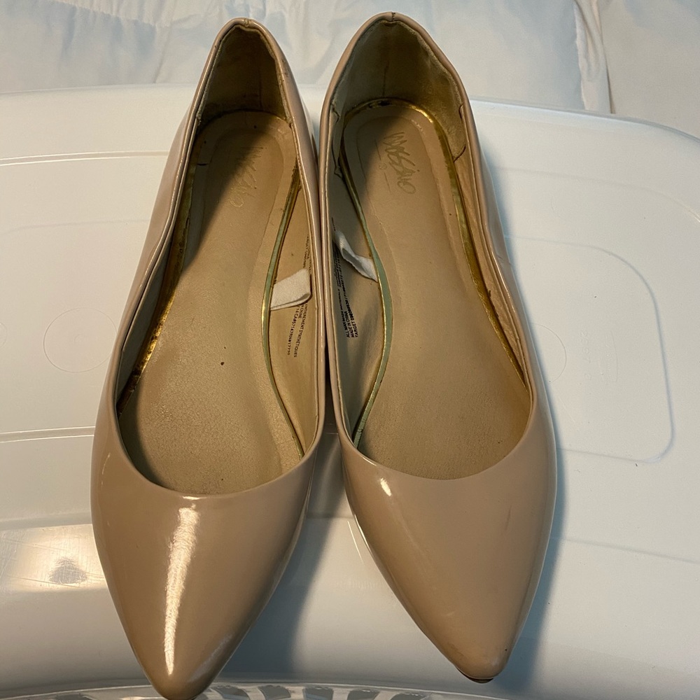 Mossimo Nude Flats Size 8.5